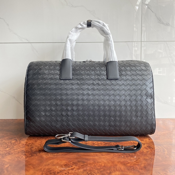 ボッテガヴェネタバッグ正面デザイン